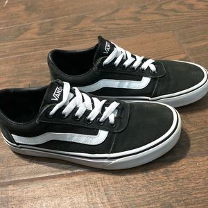 old skool VANS size 7